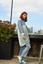 Load image into Gallery viewer, BARRY MADE - Raglan Shirt Dress